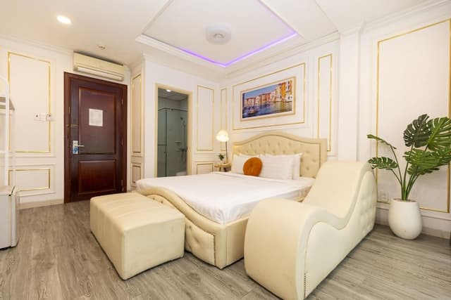 Deluxe Double Room, Bathtub, City View