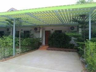 Baan Rak Sa Bai Resort1