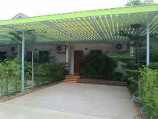 Baan Rak Sa Bai Resort Baan Rak Sa Bai Resort