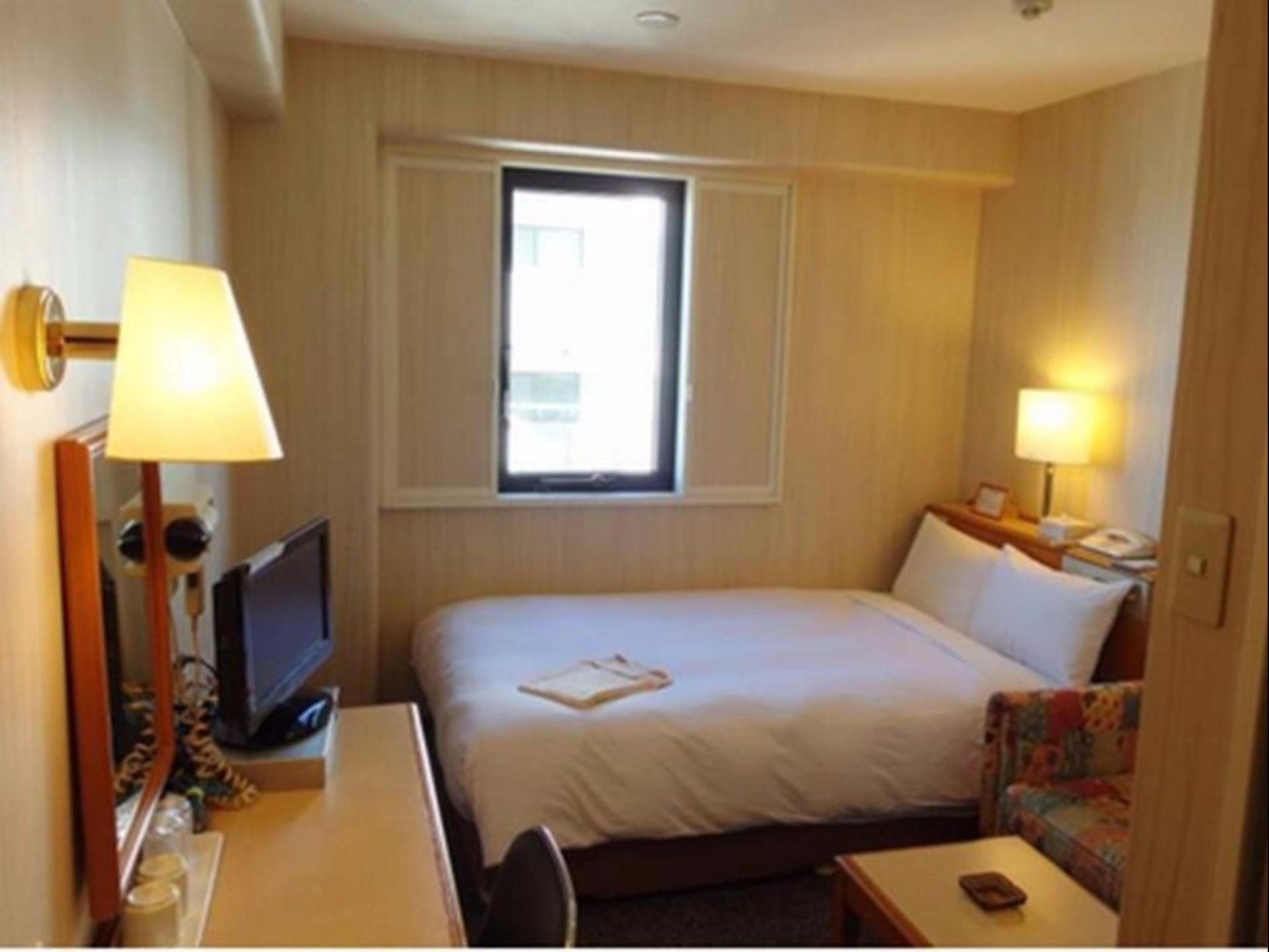 โรงแรมคาวาซากิ กรีน พลาซ่า (Kawasaki Green Plaza Hotel)1