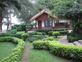 Duangtawan Beach Resort2
