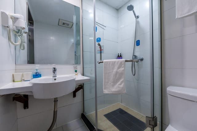 Huazhu - Business Bed Room