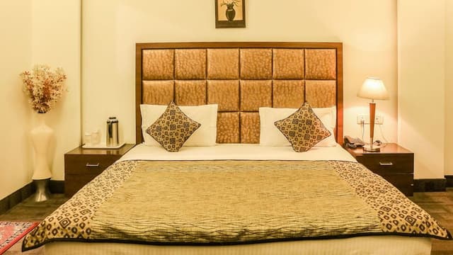 Deluxe Room, City View