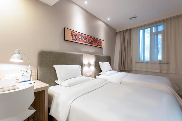 Huazhu - Twin Room