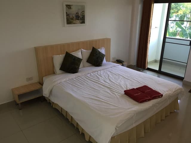 Standard Twin Room