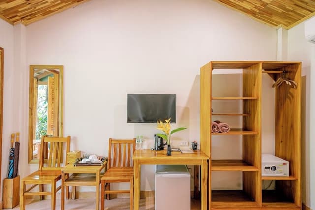 Family Bungalow, Garden View (2 King Beds)