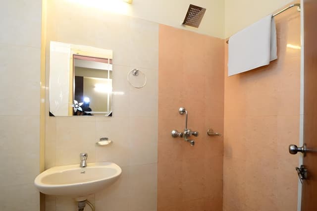 Triple Bed Room