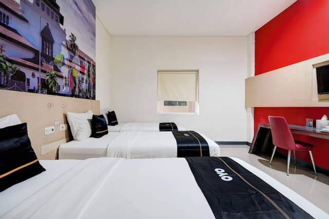 Standard Suite, 3 Twin Beds