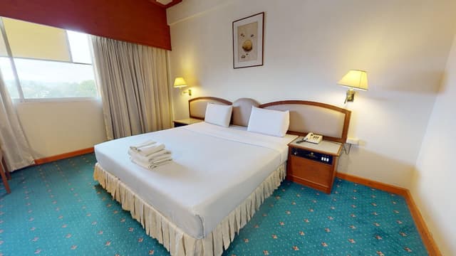 Deluxe Double Bed