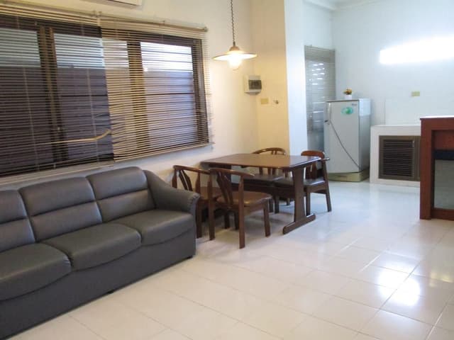 1 Bed Suite