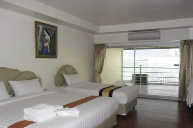 Triple Sea View