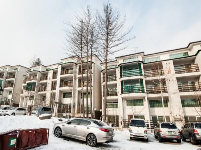 อีสเทิร์นพาร์ค รีสอร์ท (Eastern Park Resort)0