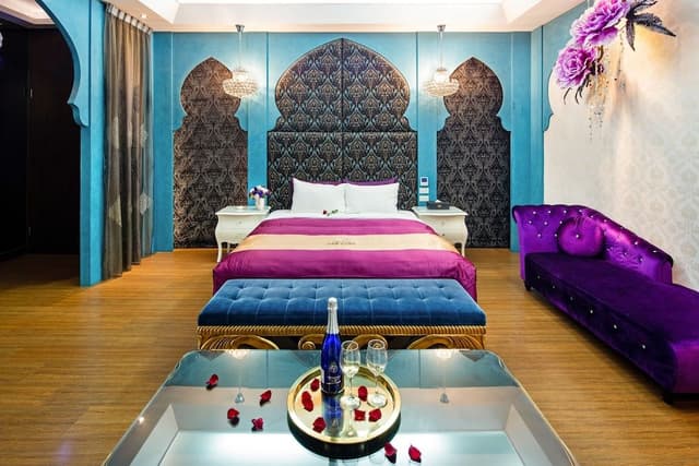 Luxury Double Room, 1 King Bed, Patio (21:00 check in)