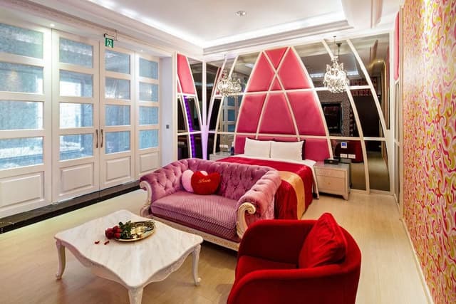 Luxury Double Room, 1 King Bed, Patio (21:00 check in)