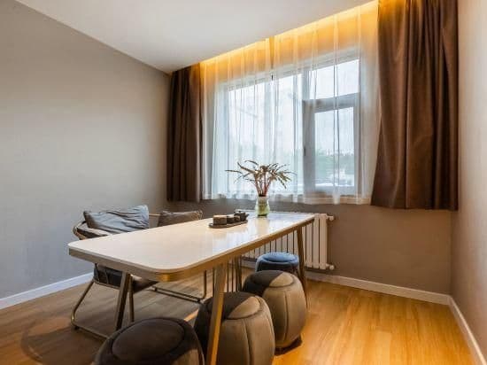 WH - Business Suite A