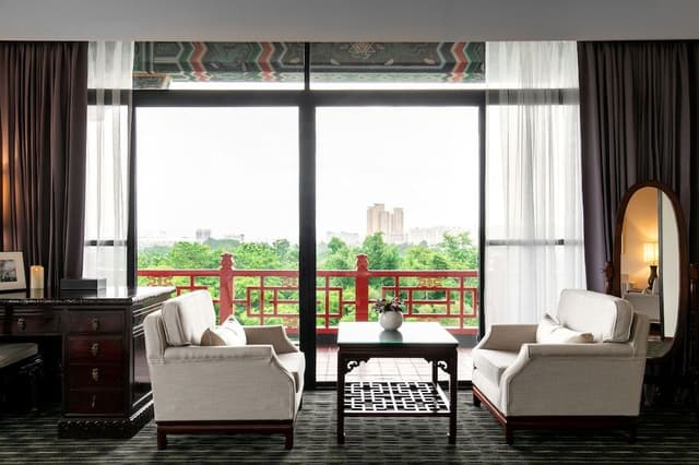 Lake view for two