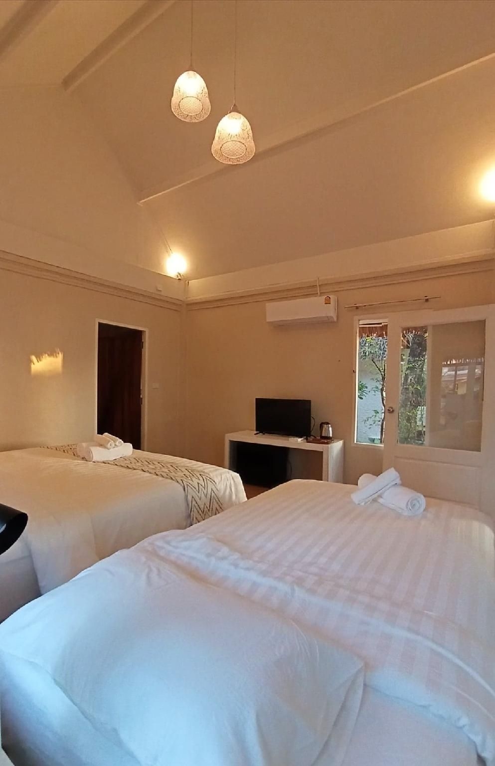 แซฟฟรอน ออน เดอะ ซี รีสอร์ต (Saffron on the Sea Resort)2