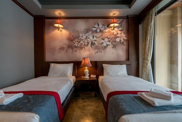 Standard Twin Room