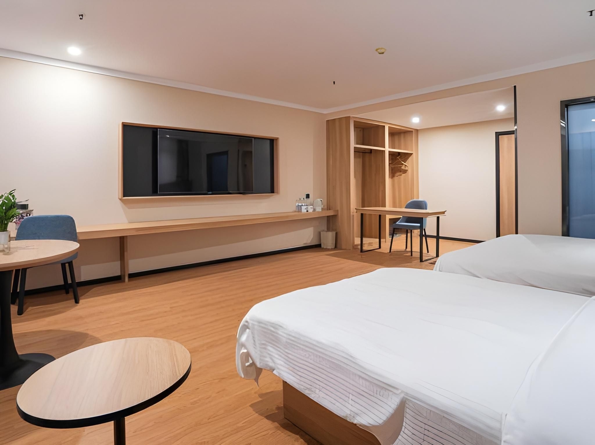 โรงแรมกรีนทีอินน์ หยางโจว โซวสีหู เซาท์เกท (GreenTree Inn Yangzhou Shouxihu South Gate Hotel)1