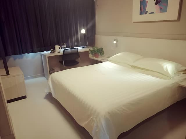 Standard Room A