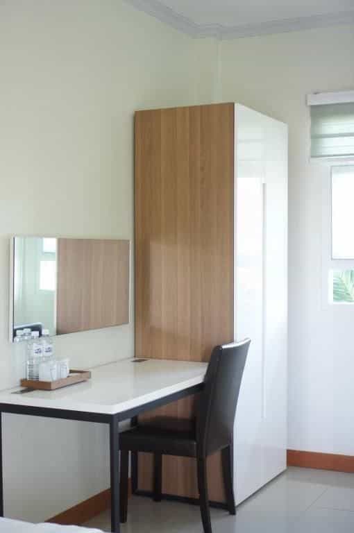 Standard King Bed Room (Upper Floor)