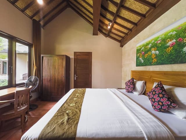 5 Bedrooms Private Pool Villa
