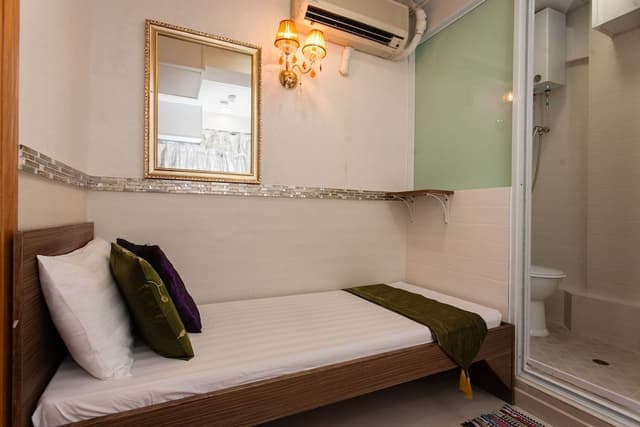 Single Room