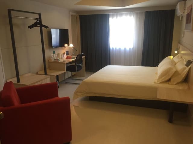 Business Room (B)