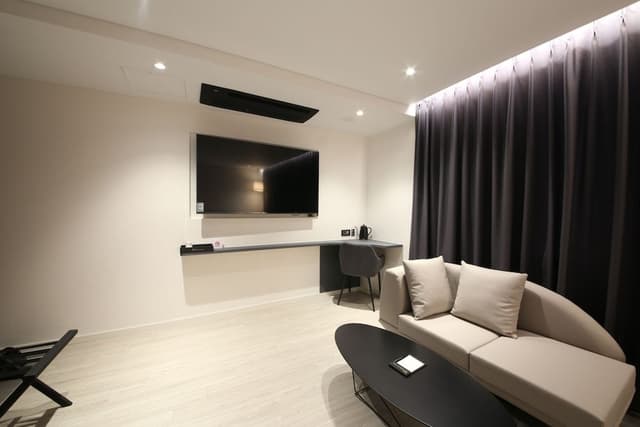 Deluxe Room (No Breakfast on Sat&Sun)