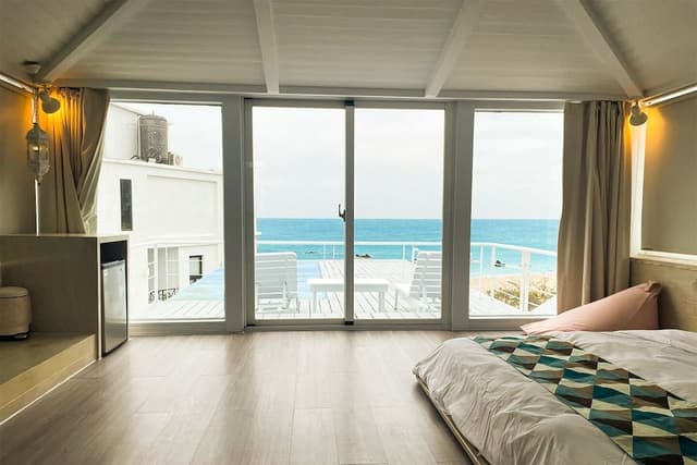 Top-Notch Sea View Terrace - Double Room