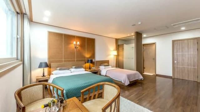Twin Suite