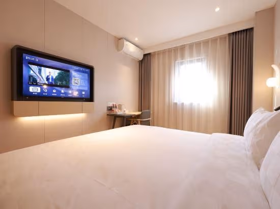 Xingyue Standard Double Bed Room