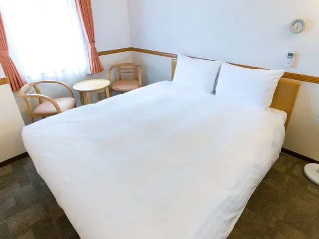 Standard Double Room, Smoking