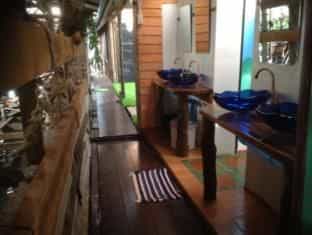 บ้านนกยูง บ้านนกยูง