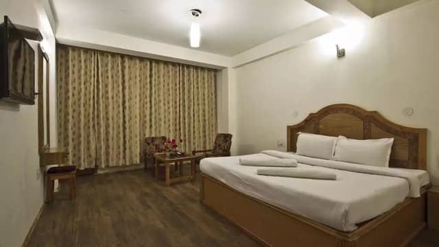 Deluxe Double Room, 1 Bedroom, Hill View, Garden Area