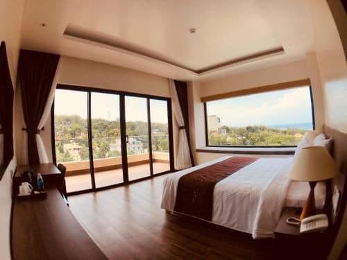 Deluxe Double Room with Balcony