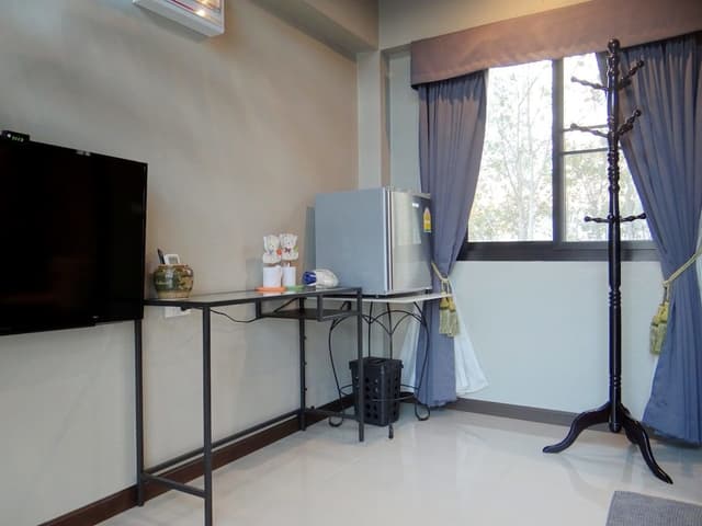 Family Room (Breakfast and Dinner Included)