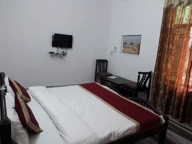 Super Deluxe Room