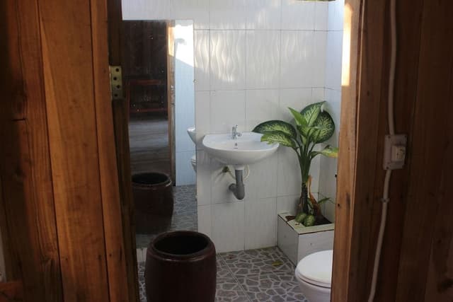Banana Bungalow