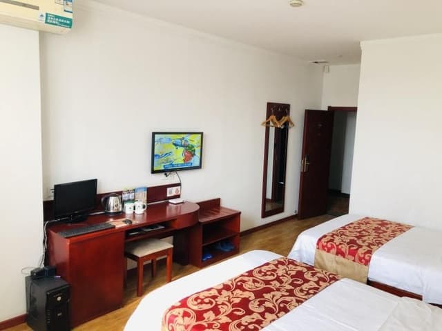 2 Bed Twin Superior Room