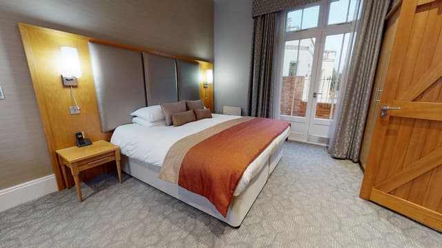 Deluxe Room, 1 King Bed