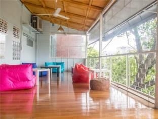 บ้านน้ำเพชรโฮสเทล (Baan Nampetch Hostel)1