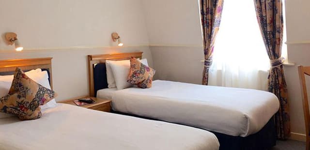 Classic Quadruple Room