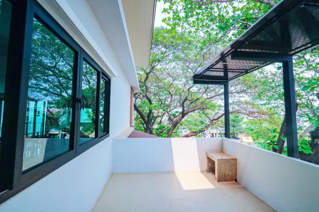 Standard - 1-Bedroom