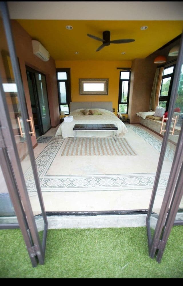 View Love Room