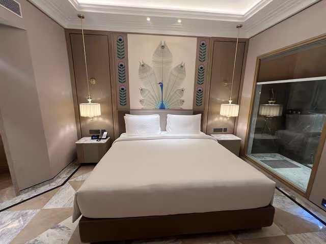 Grand Suite, 1 King Bed (Panoramic)
