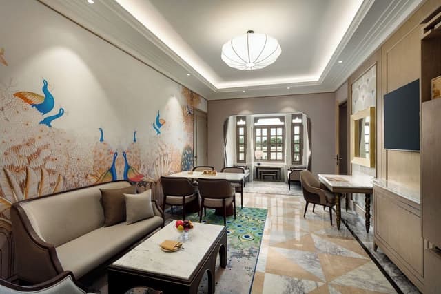 Grand Suite, 1 King Bed (Panoramic)