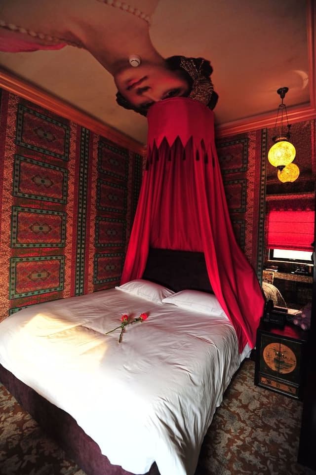 Classic Queen Room