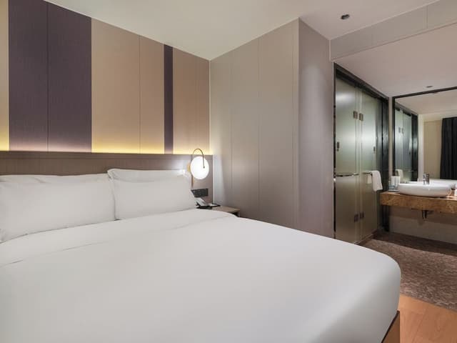 Standard Double Room, City View