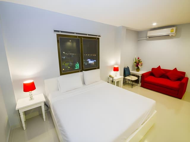 Double Room, 1 King Bed